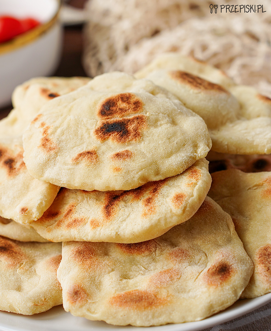 Chlebki naan przepis