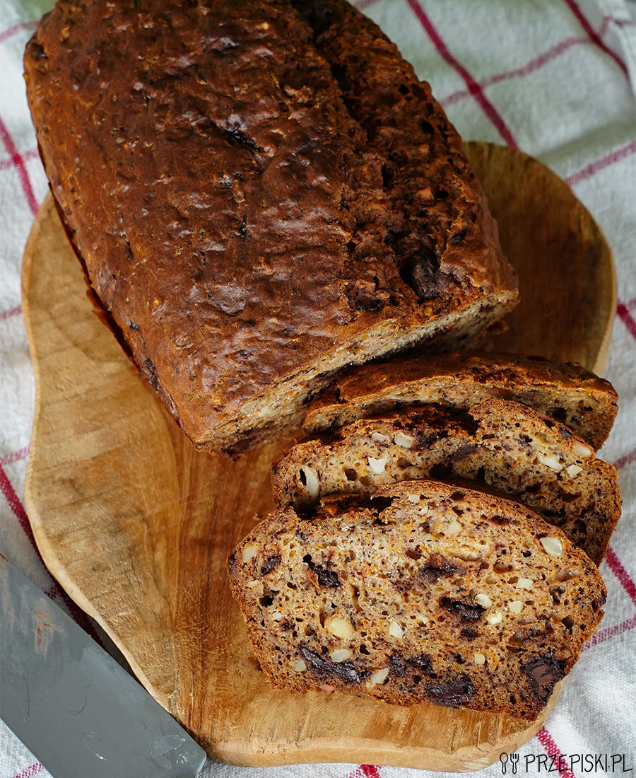 Przepis na chlebek bananowy z orzechami i czekoladą