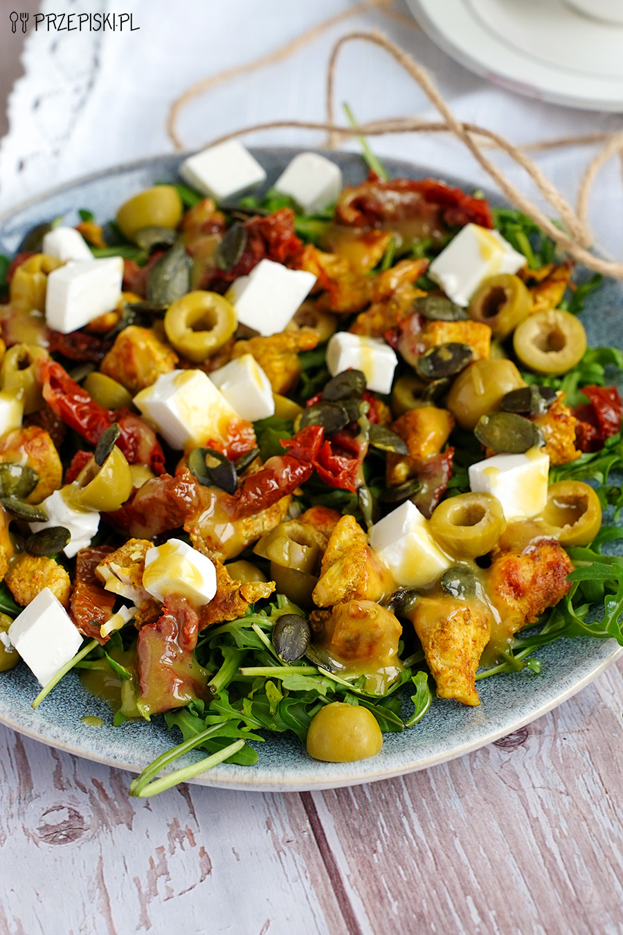 Sałatka z kurczakiem i rukolą